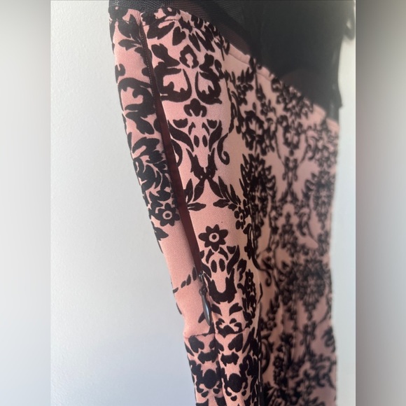 Sweet Storm Sleeveless Dress With High Mesh Neck Sweet Hear Neckline In Size S - Picture 5 of 6